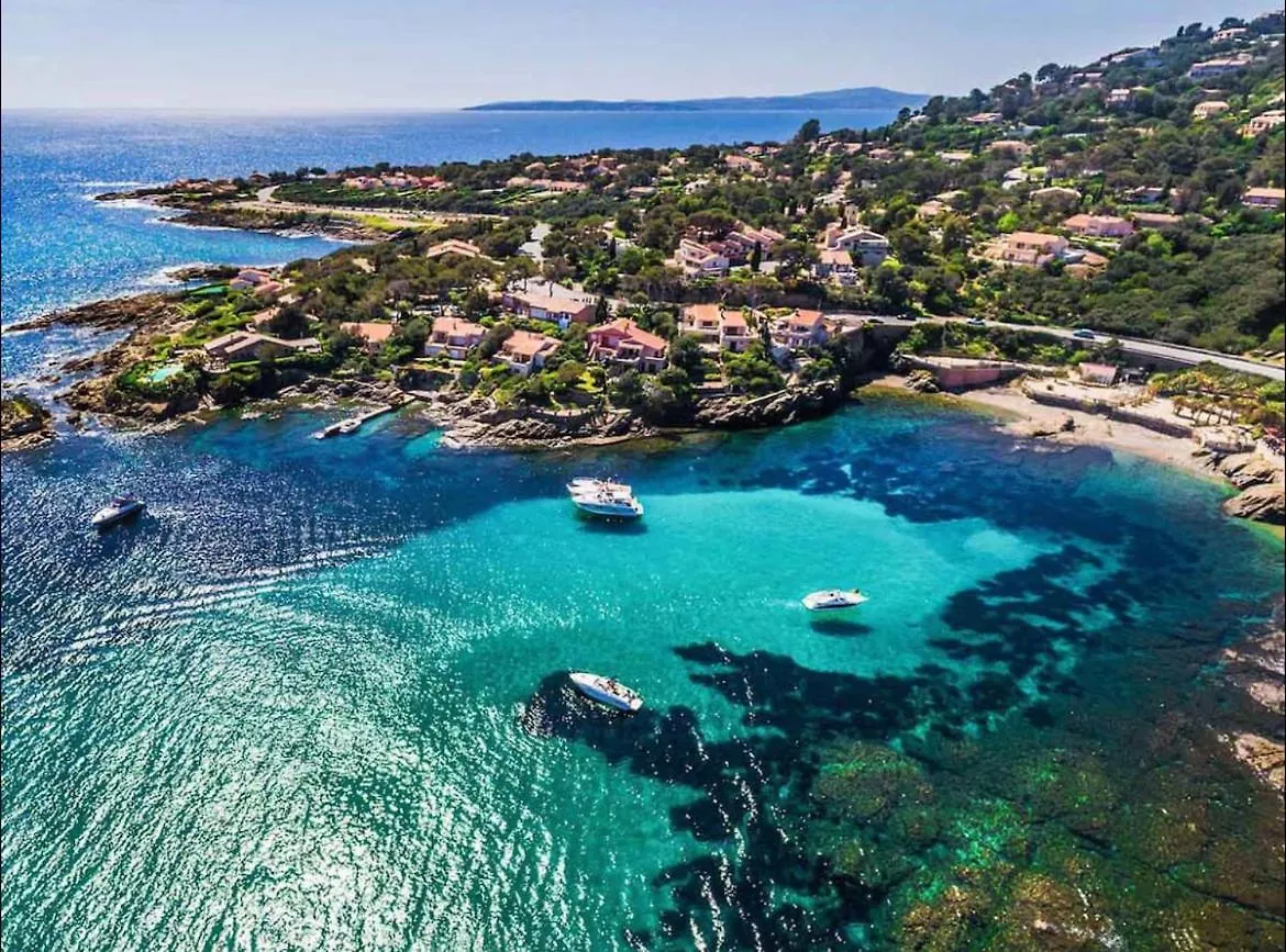 Appartement, Parc Arbore, Piscine Panoramique Sur Golf De St Tropez Les Issambres France