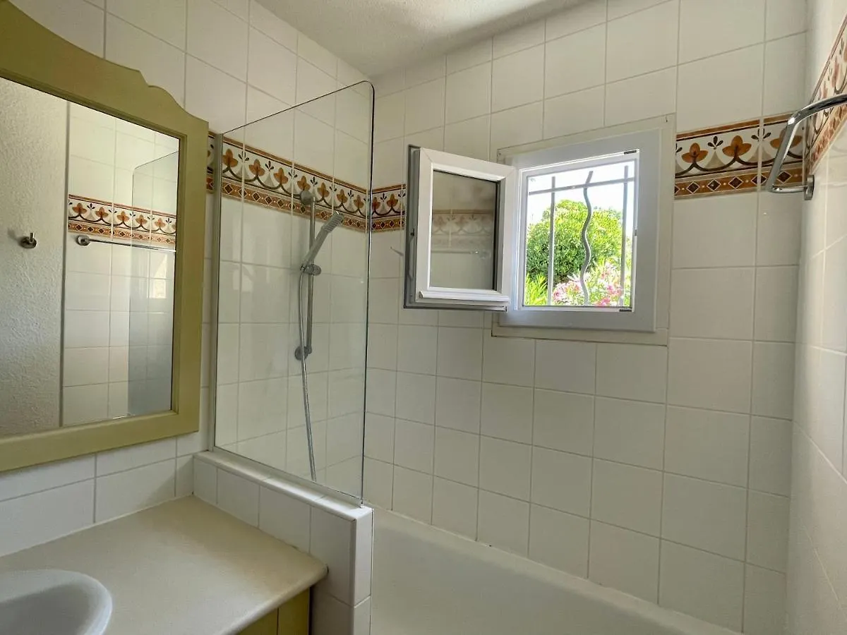 Appartement, Parc Arbore, Piscine Panoramique Sur Golf De St Tropez Les Issambres