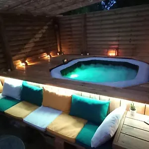 Maisonnette Atypique Hébergement de vacances
