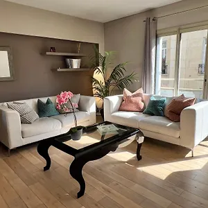 https://charming-parisian-apartment-perfect-for-the-olympic-games.fr-paris.fr